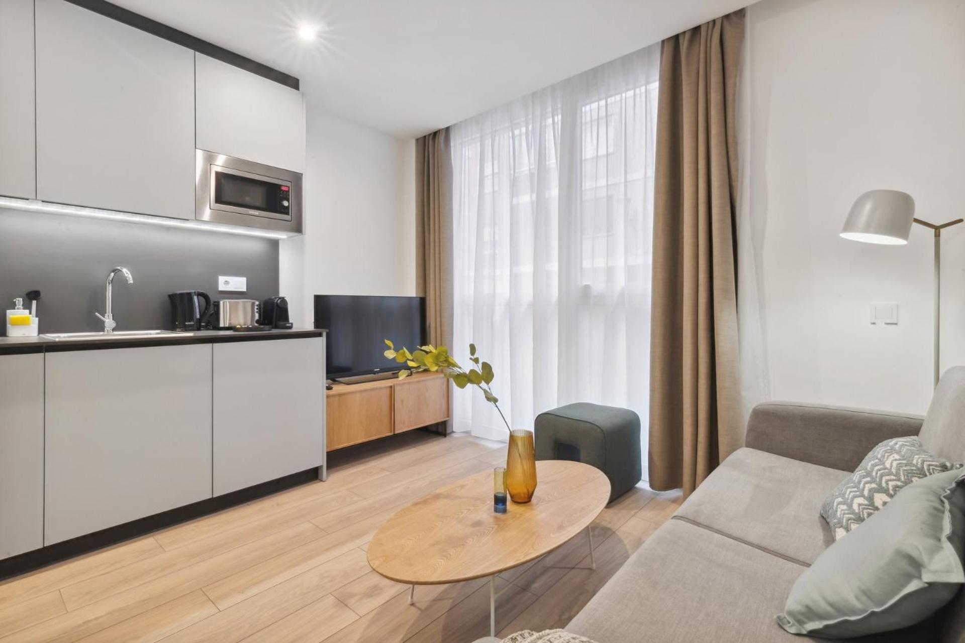 Limehome Valencia Carrer Del Pare Palau I Quer Room photo